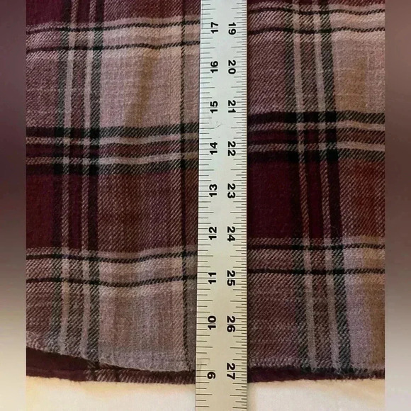 AMERICAN EAGLE plaid burgandy oversized lace up top distressed|M whimsigoth - Picture 8 of 8